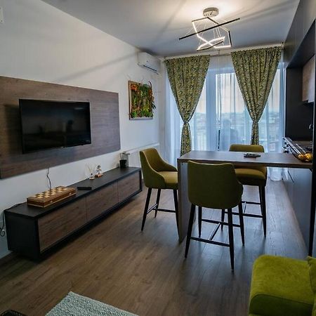 Sunrise Apartment Oradea Luaran gambar