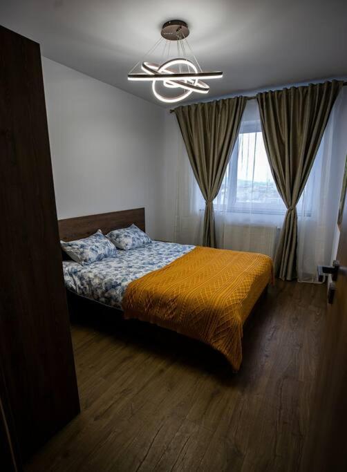 Sunrise Apartment Oradea Luaran gambar